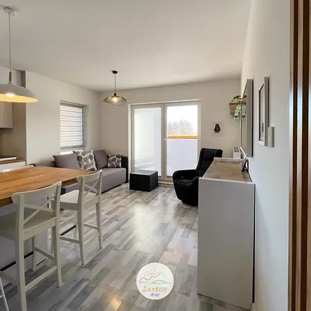 アパート Sunrise Z Widokiem シクラルスカ・ポレンバ